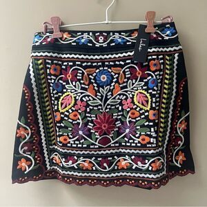 NWT Lulus embroidered black mini skirt.   Size S